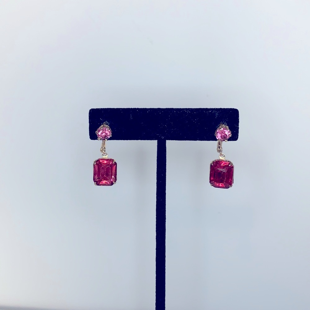 Vintage Pink stone clip on costume earrings